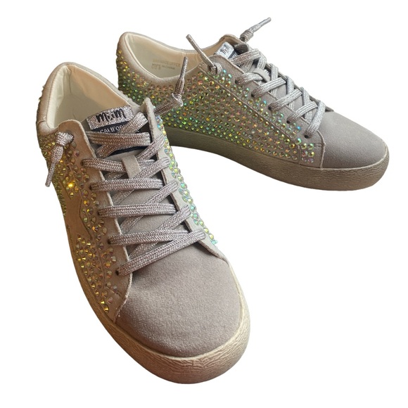 Miracle Miles Mi.iM Joann Lace up Rhinestone Suede Star Sneaker, Shoes - Size 6 - Picture 10 of 15